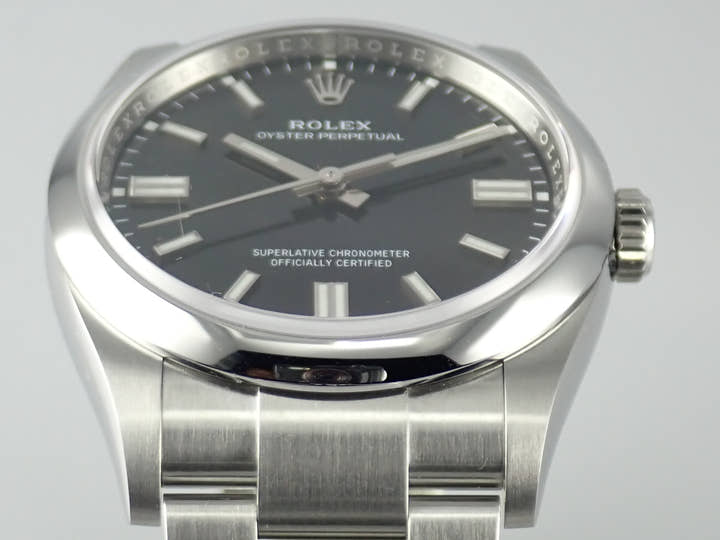 ロレックス オイスターパーペチュアル Ref.126000 ブラック文字盤 美品 oyster-perpetual-70