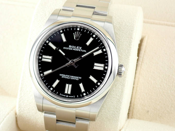 ロレックス オイスターパーペチュアル Ref.124300 ブラック文字盤 未使用 oyster-perpetual-74