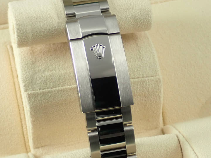 ロレックス オイスターパーペチュアル Ref.115200 ブラック文字盤 未使用 oyster-perpetual-90