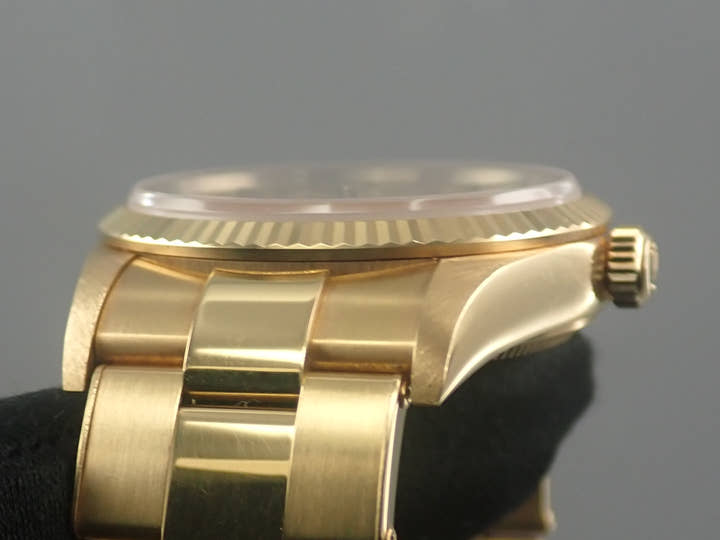 Rolex Oyster Perpetual Ref. 14238M Yellow Gold Champagne Dial