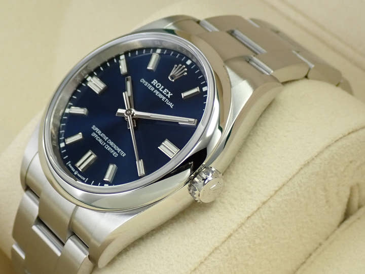 ロレックス オイスターパーペチュアル36 Ref.126000 ステンレススチール ブライトブルー文字盤