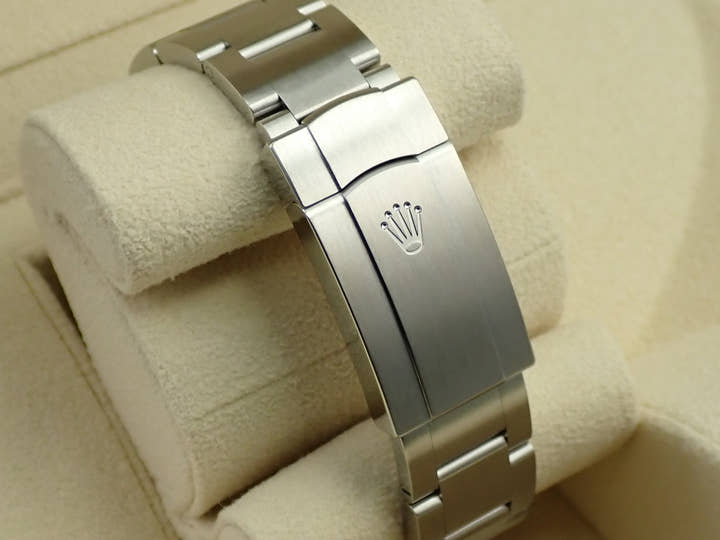 ロレックス オイスターパーペチュアル36 Ref.126000 ステンレススチール ブライトブルー文字盤