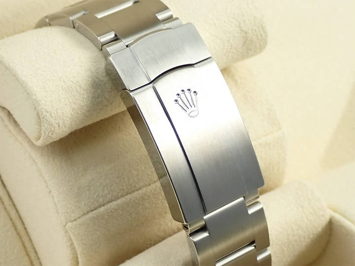 ロレックス オイスターパーペチュアル36 Ref.126000 ステンレススチール ブライトブルー文字盤