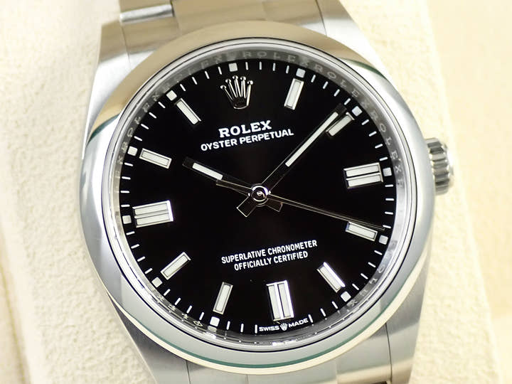 ロレックス オイスターパーペチュアル36 Ref.126000 ステンレススチール ブラック文字盤