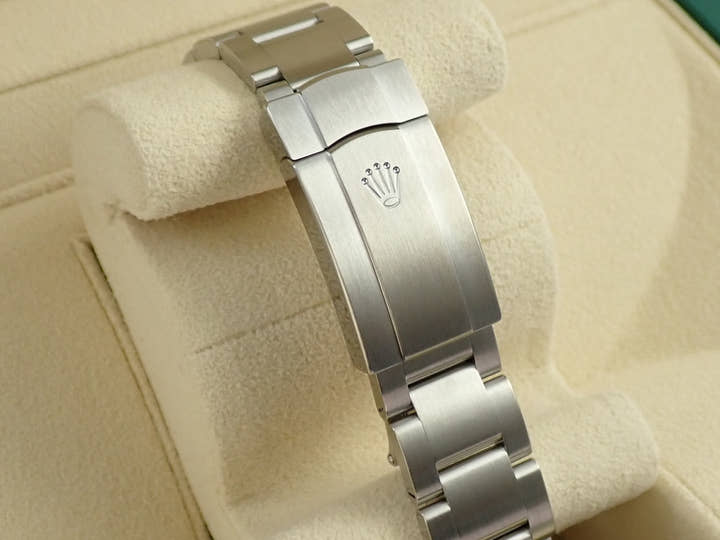 ロレックス オイスターパーペチュアル36 Ref.126000 ステンレススチール セレブレーションモチーフ文字盤
