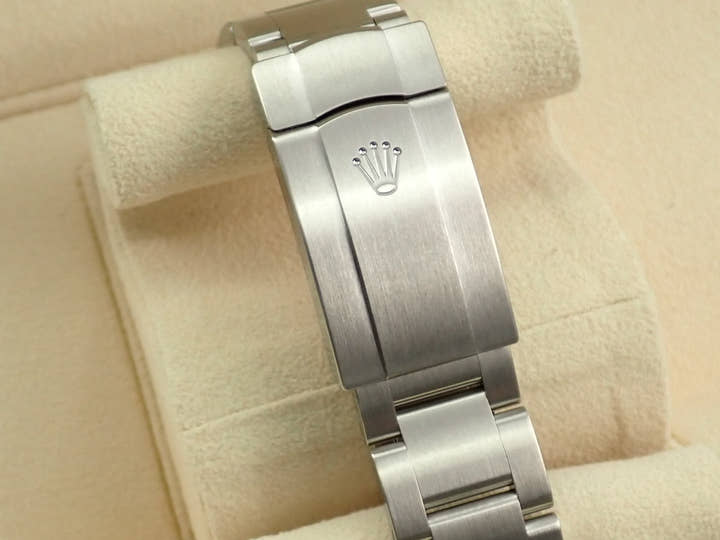 ロレックス オイスターパーペチュアル41 Ref.124300 ステンレススチール ブライトブルー文字盤