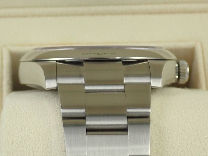 ロレックス オイスターパーペチュアル41 Ref.124300 ステンレススチール ブライトブルー文字盤