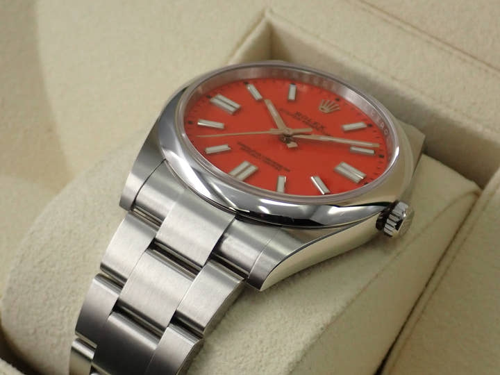 ロレックス オイスターパーペチュアル41 Ref.124300 ステンレススチール コーラルレッド文字盤