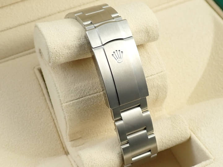 Rolex Oyster Perpetual 41 Ref. 124300 Stainless Steel Bright Black Dial