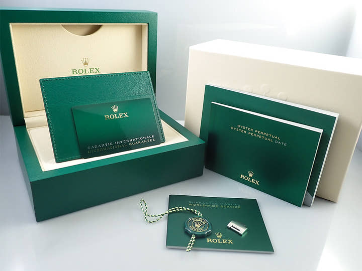 Rolex Oyster Perpetual 41 Ref. 124300 Stainless Steel Green Dial