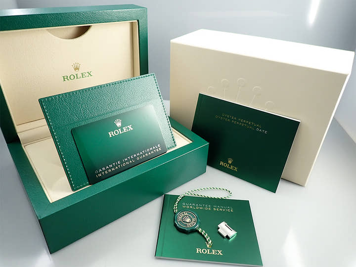 Rolex Oyster Perpetual 41 Ref. 124300 Stainless Steel Bright Black Dial