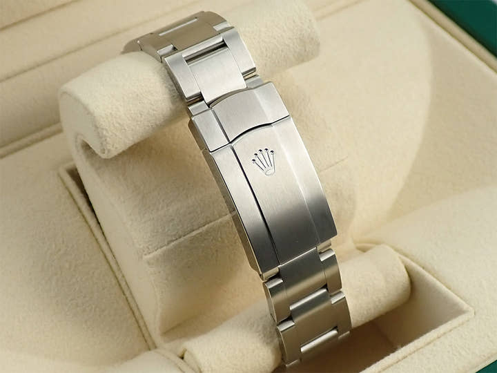 ロレックス オイスターパーペチュアル41 Ref.124300 ステンレススチール ブライトブルー文字盤