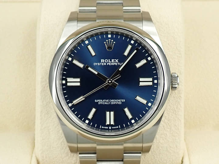 ロレックス オイスターパーペチュアル41 Ref.124300 ステンレススチール ブライトブルー文字盤