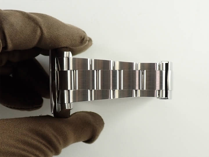 Rolex Oyster Perpetual 41 Ref. 124300 Stainless Steel Green Dial