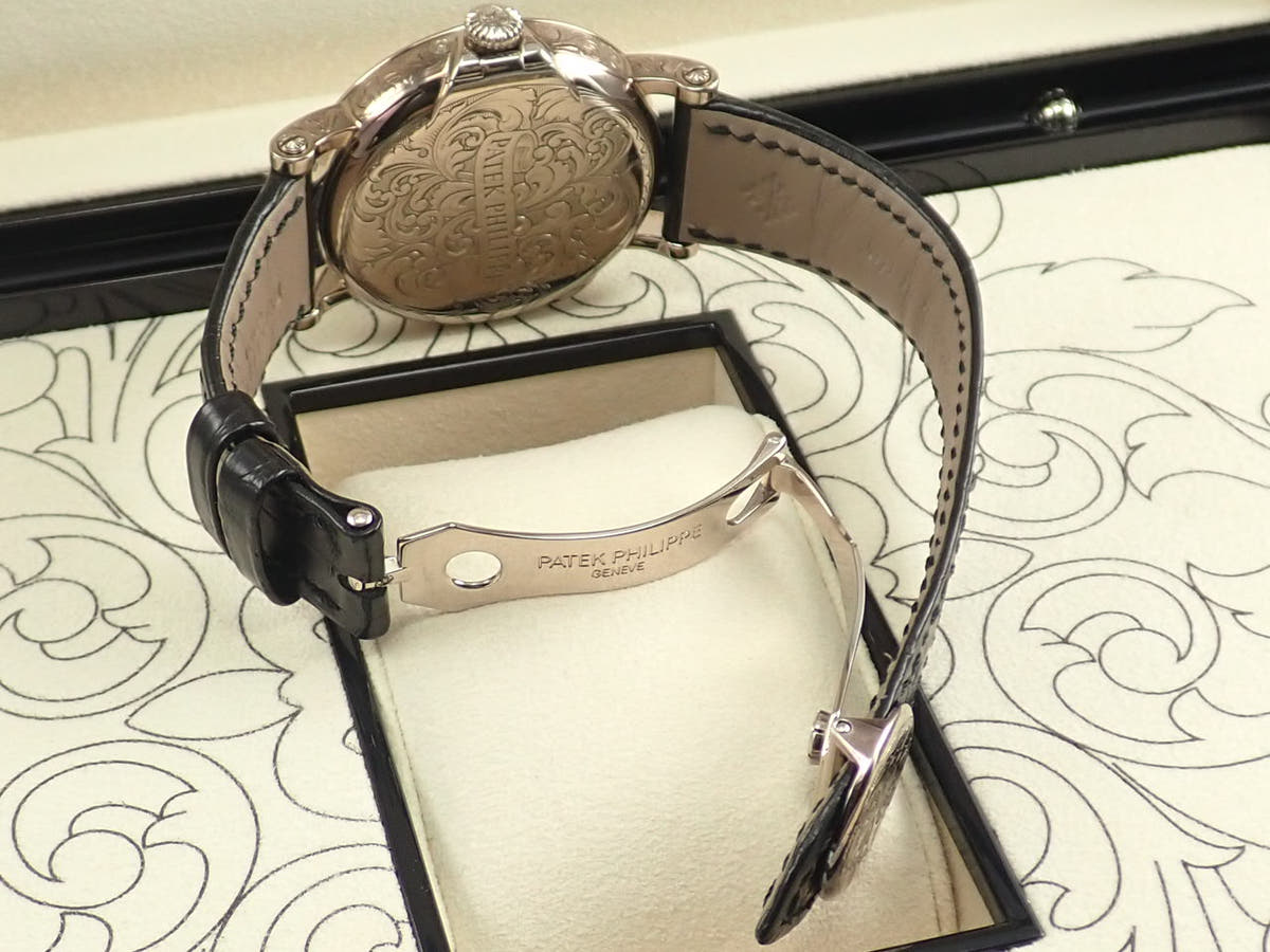 パテックフィリップ パーペチュアルカレンダー レトログラード Ref.5160/500G-001 シルバー文字盤 中古 YLVF5775