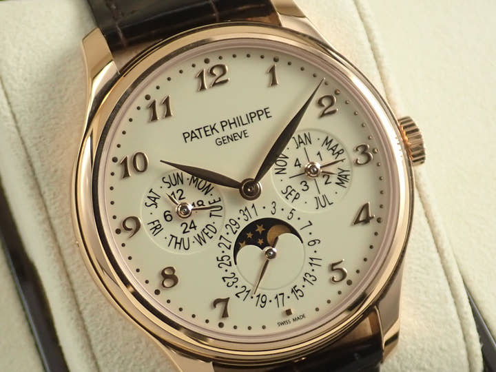 パテックフィリップ パーペチュアルカレンダー Ref.5327R-001 ローズゴールド アイボリー文字盤