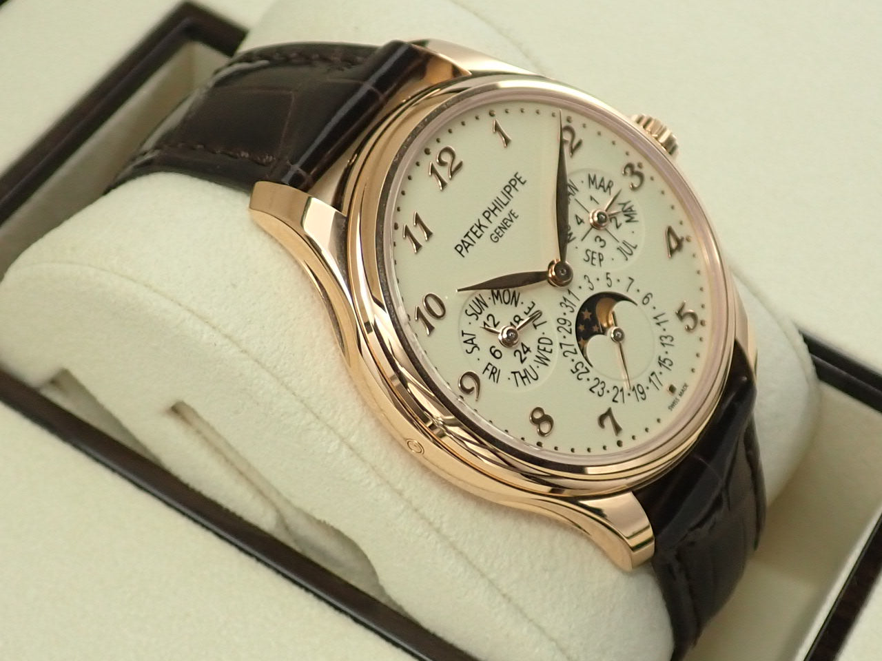 Patek Philippe Perpetual Calendar &lt;Warranty Box and Others&gt;