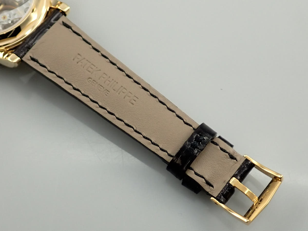 パテックフィリップ アニュアルカレンダー クロノグラフ Ref.3970EJ-051 シルバー文字盤 美品 UZ9H208M