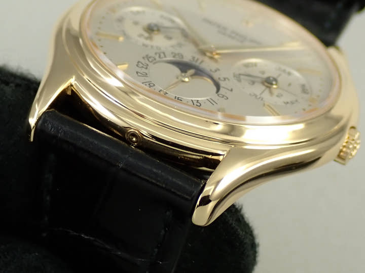 パテックフィリップ パーペチュアルカレンダー Ref.3940J-014 イエローゴールド シルバー文字盤