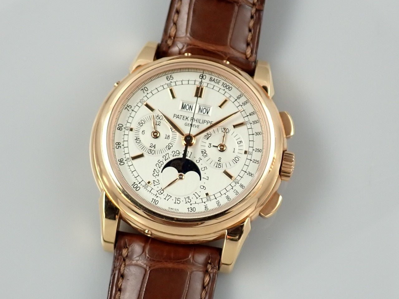 Patek Philippe Perpetual Calendar Chronograph <Box and Others>  ｜高級腕時計の販売・買取ならコミット銀座