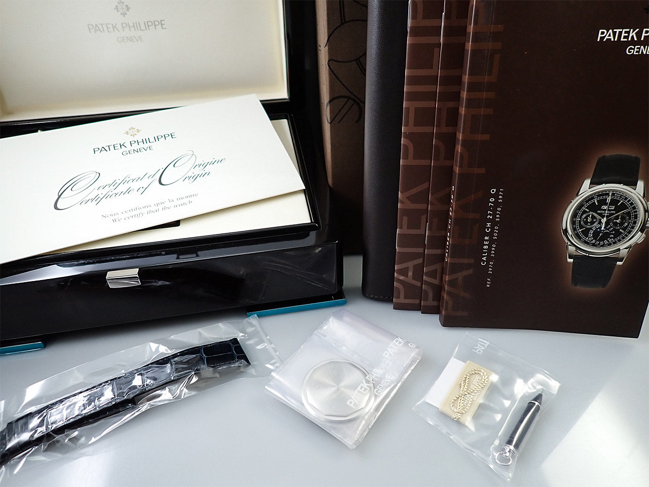 Patek Philippe Perpetual Calendar Chronograph &lt;Warranty Box and Others&gt;