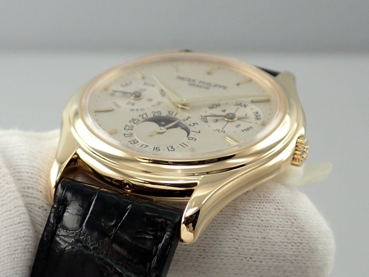 Patek Philippe Perpetual Calendar &lt;Warranty, Box, etc.&gt;