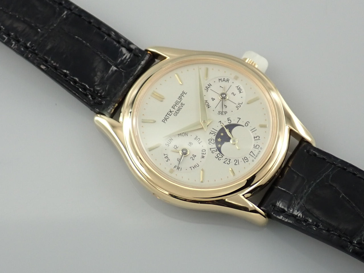 Patek Philippe Perpetual Calendar &lt;Warranty, Box, etc.&gt;