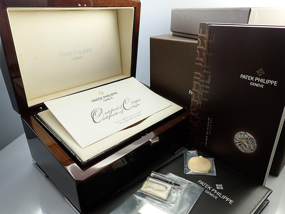 パテックフィリップ パーペチュアルカレンダー Ref.5940J-001 シルバー文字盤 中古 59L9RV6P