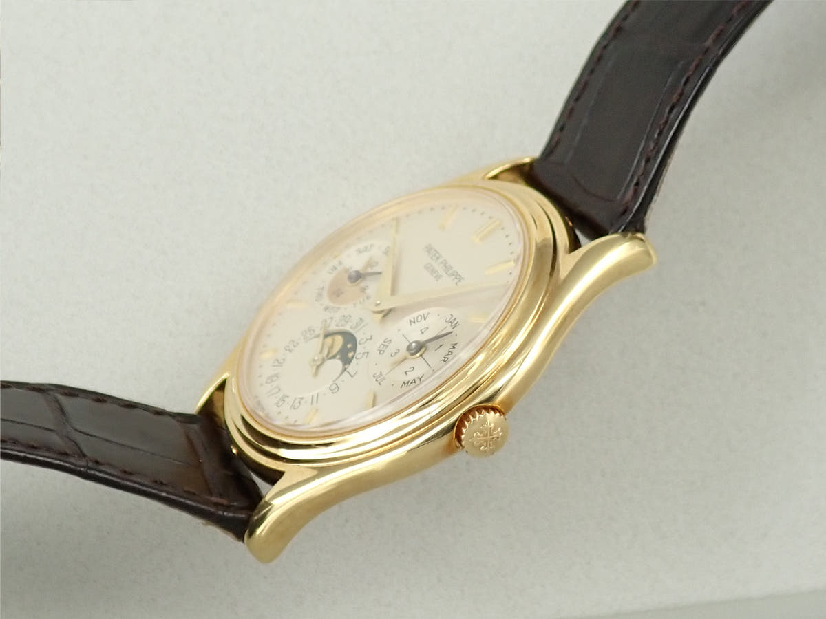パテックフィリップ パーペチュアルカレンダー Ref.3940J-014 シルバー文字盤 中古 F4FCJXF4