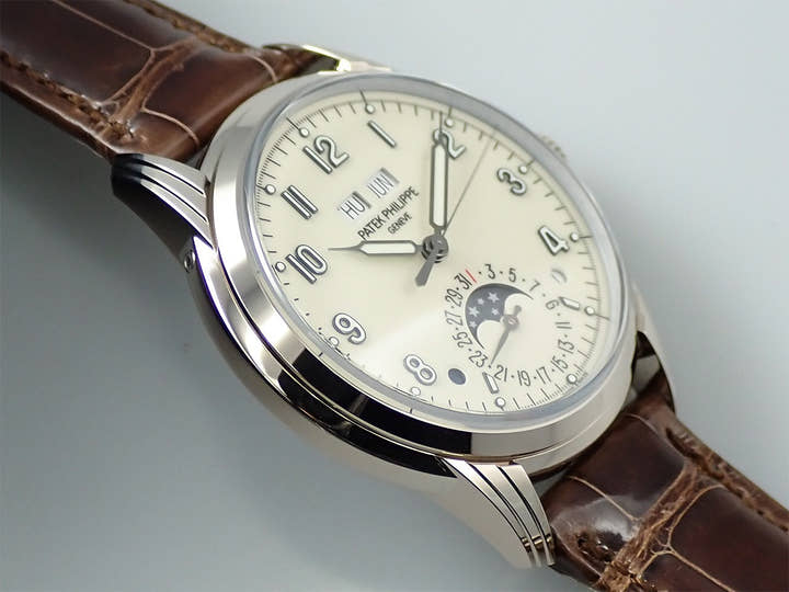 パテックフィリップ パーペチュアルカレンダー Ref.5320G-001 ホワイトゴールド アイボリー文字盤