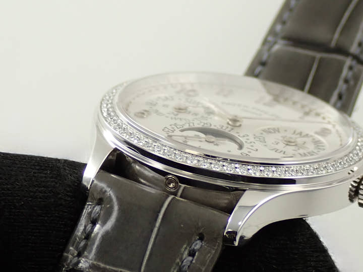 パテックフィリップ パーペチュアルカレンダー Ref.7140G-001 ホワイトゴールド シルバー・ソレイユ文字盤