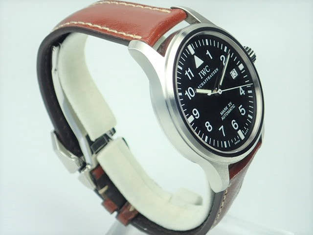 IWC パイロットウォッチ Ref.IW325301（3253-001） ブラック文字盤 中古 pilot-11