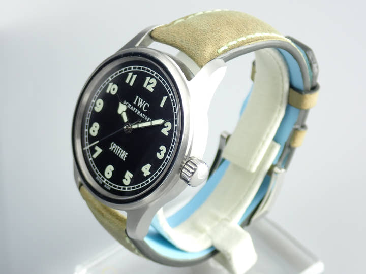 IWC パイロットウォッチ Ref.IW325305 ブラック文字盤 中古 pilot-12