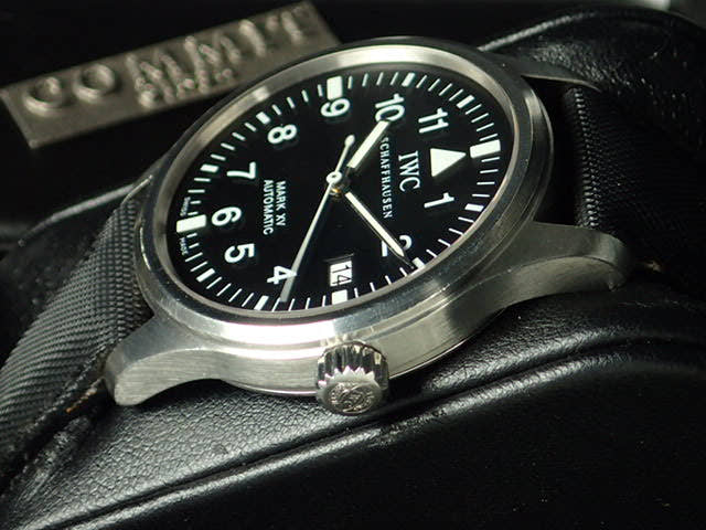 IWC パイロットウォッチ Ref.IW325301 ブラック文字盤 中古 pilot-2-2
