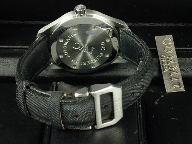 IWC パイロットウォッチ Ref.IW325301 ブラック文字盤 中古 pilot-2-2