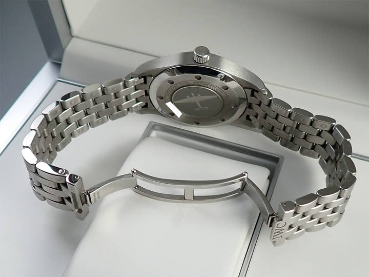 IWC パイロットウォッチ Ref.IW324010 ブラック文字盤 中古 FAV1V9J0