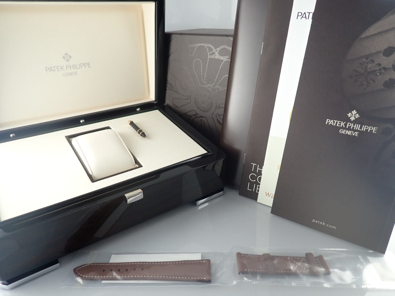 Patek Philippe Calatrava Pilot Travel Time [Unused]