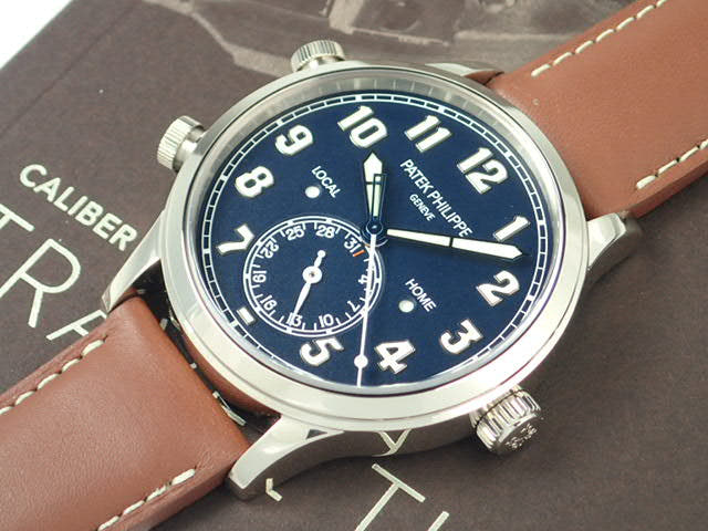 パテックフィリップ カラトラバ Ref.5524G-001 ブルーヴァニッシュ文字盤 未使用 pilot-traveltime-2