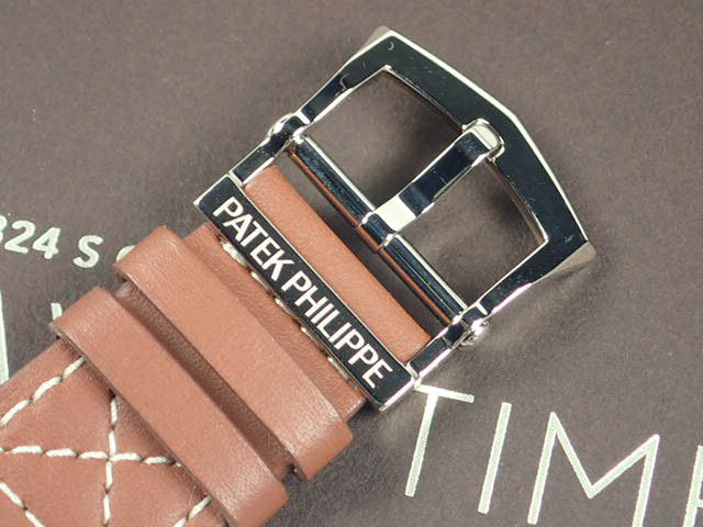 パテックフィリップ カラトラバ Ref.5524G-001 ブルーヴァニッシュ文字盤 未使用 pilot-traveltime-2