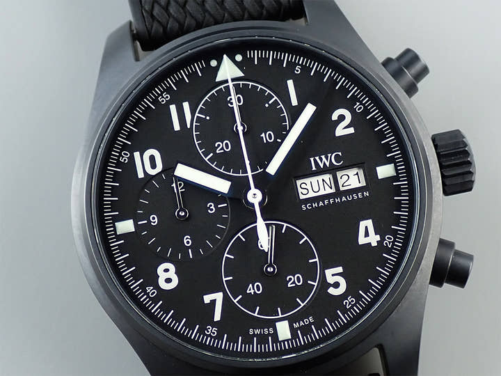 IWC パイロットウォッチ クロノグラフ トリビュート・トゥ・3705 Ref.IW387905 ブラック文字盤 極美品 2S7HZUH6