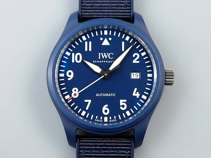 IWC パイロット ウォッチ オートマティック ローレウス スポーツ フォー グッド Ref.IW328101 ブルー文字盤 未使用 151673U9