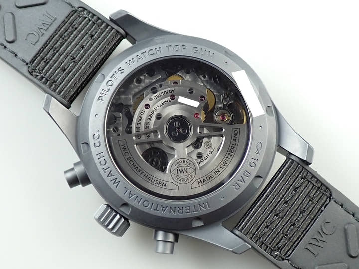 IWC パイロット ウォッチ クロノグラフ トップガン セラタニウム Ref.IW388106 ブラック文字盤 未使用 P25A9J58