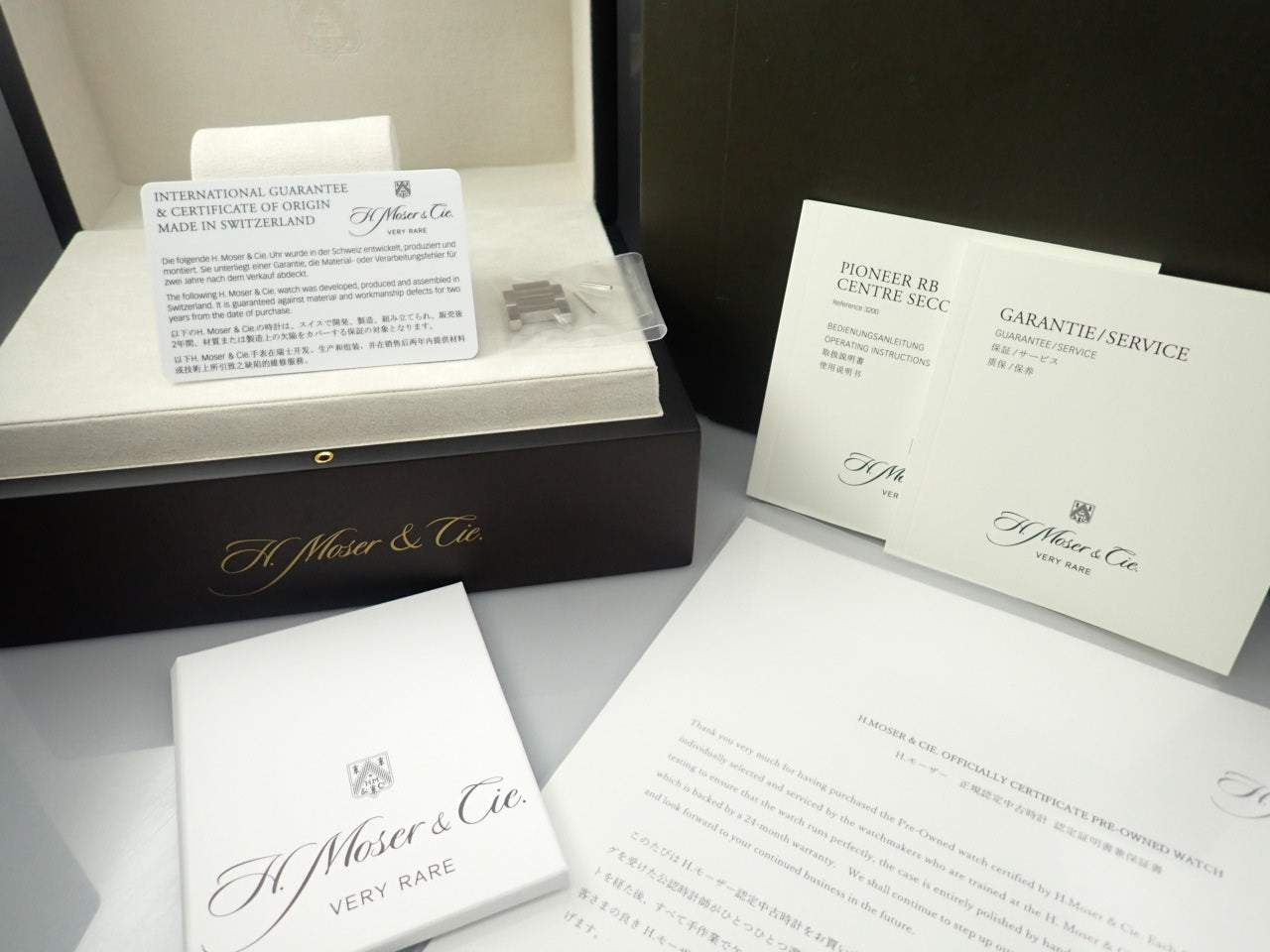 H. Moser &amp; Cie. Pioneer Centre Second &lt;Warranty, Box, etc.&gt;