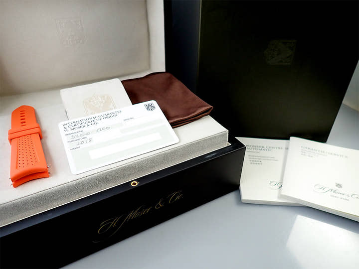 H.モーザー パイオニアセンターセコンド Ref.3200-1200 ミッドナイトブルーフュメ文字盤 中古 W7712377