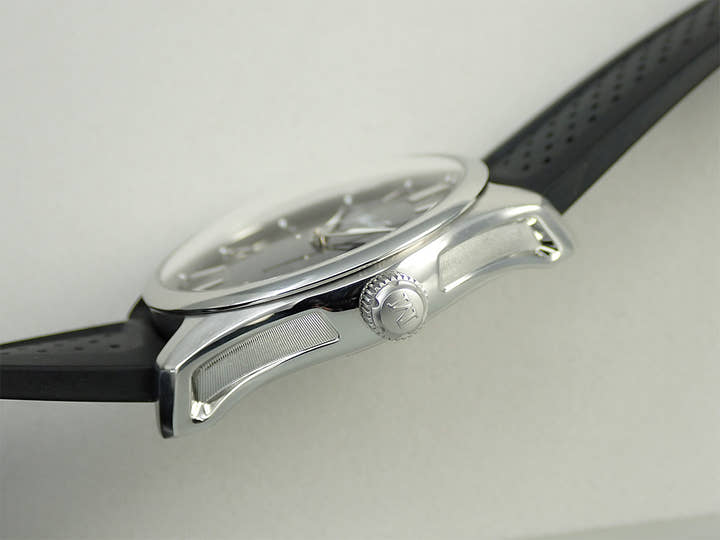 H.モーザー パイオニア センターセコンド Ref.3200-1200 ミッドナイトブルーフュメ文字盤 中古 F4VL2YHF