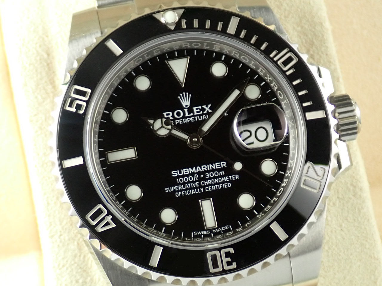 Rolex Submariner Date Random &lt;Warranty, Box, etc.&gt;