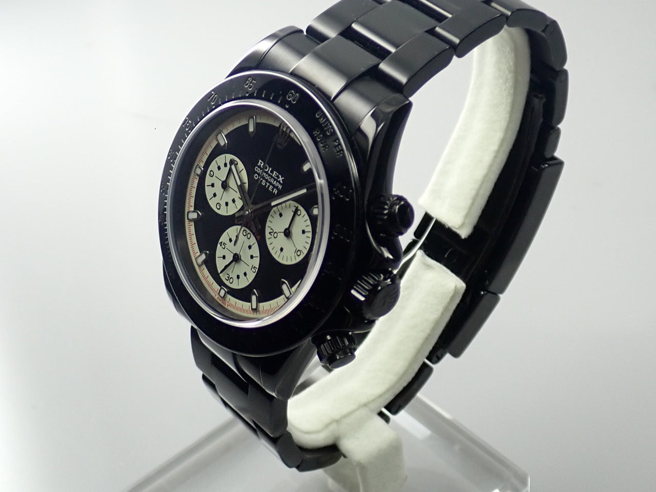 Pro Hunter Daytona Black x White Dial &lt;Warranty, Box, etc.&gt;