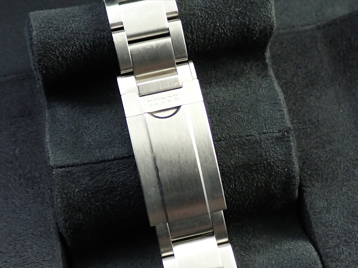 チューダー(チュードル) レンジャー Ref.79950 ブラック文字盤 未使用 30ML61TS