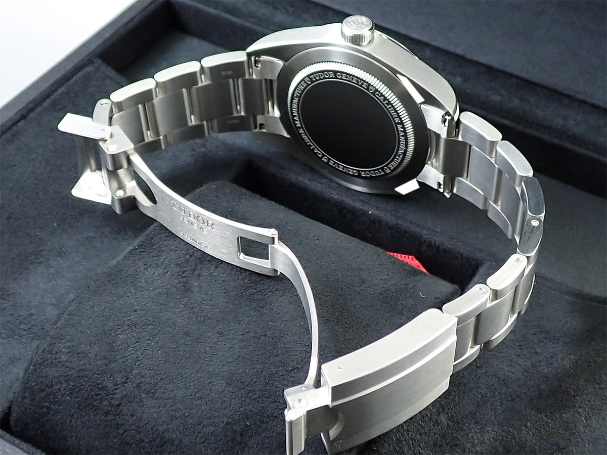 チューダー(チュードル) レンジャー Ref.79950 ブラック文字盤 極美品 74U73M48