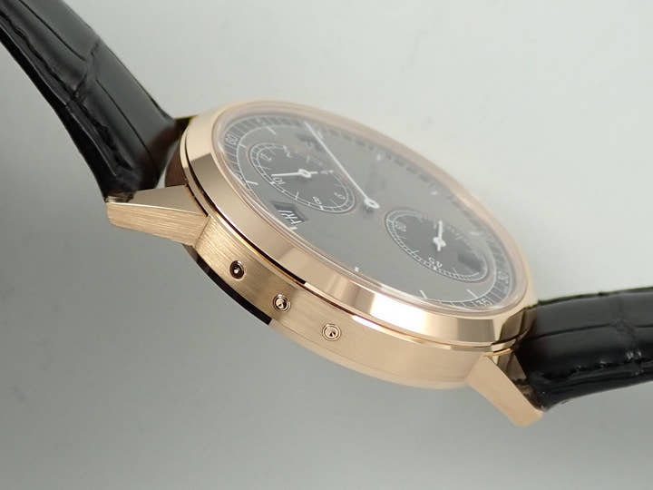 パテックフィリップ アニュアルカレンダー レギュレーター Ref.5235/50R-001 ローズゴールド グラファイト×エボニーブラック文字盤